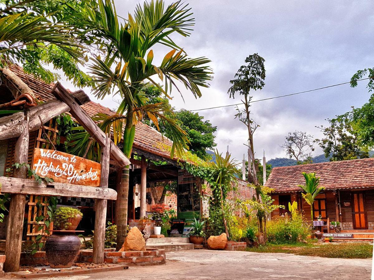 Highway 20 Homestay Phong Nha Eksteriør bilde